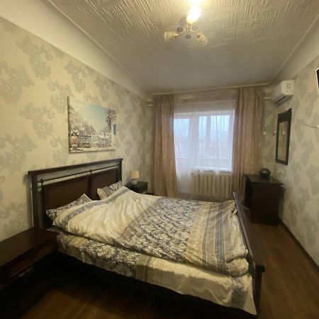 3Х Комнатные Аппартаменты В Центре Жд Вокзал Apartment Poltava Exterior photo