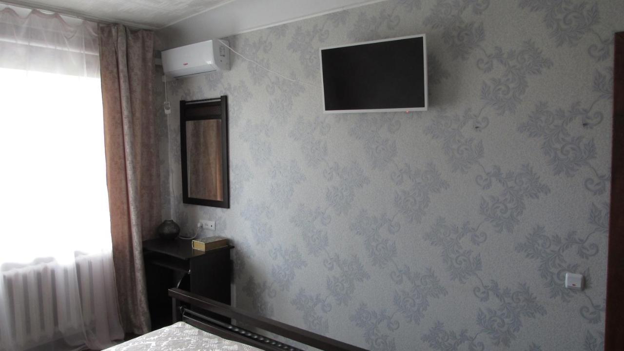 3Х Комнатные Аппартаменты В Центре Жд Вокзал Apartment Poltava Exterior photo