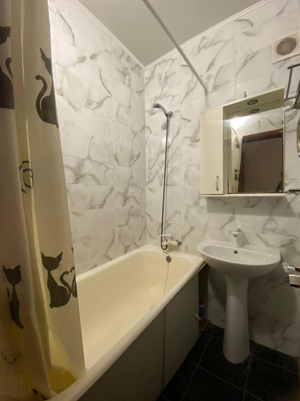 3Х Комнатные Аппартаменты В Центре Жд Вокзал Apartment Poltava Exterior photo